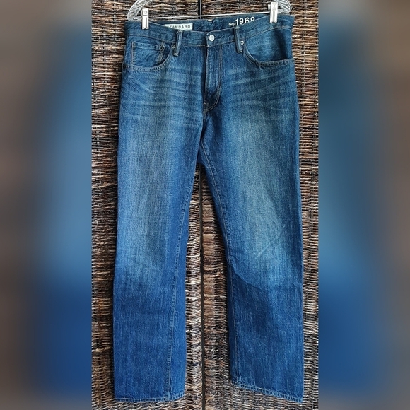 Gap Jeans Men's 32 X 32 Blue Standard Straight Leg High Rise Medium Wash Preppy - Picture 1 of 7